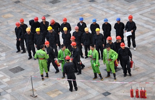 中亚集团项目部组织冬季消防演练