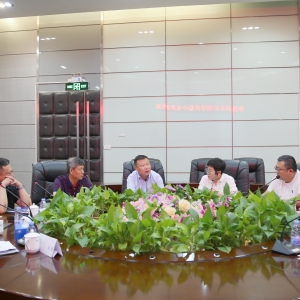 黑龙江省鸡西市领导莅临中亚参观考察