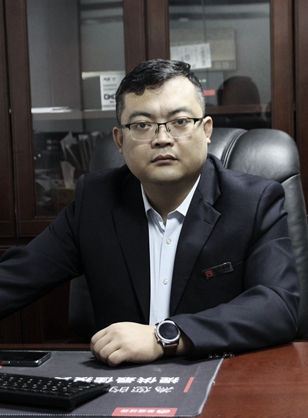 中亚集团_丁学兵