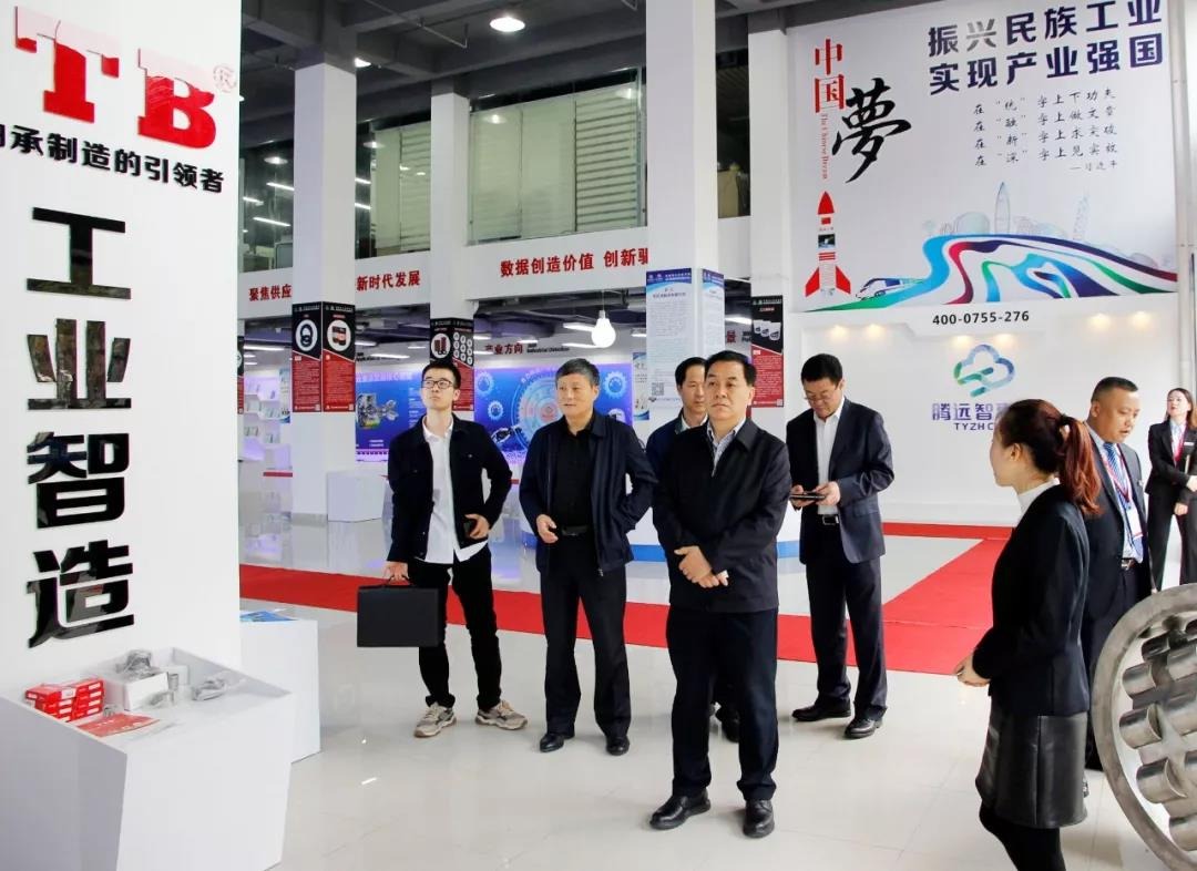 天津市滨海新区政协副主席刘华建一行莅临中亚参观指导