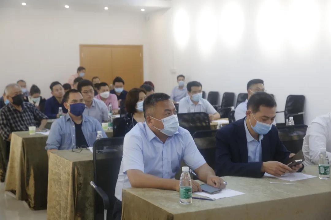 中亚联合蜂群产业社区拓展研讨暨宁波AIOT协同创新基地项目对接会在中亚圆满举行(图2)