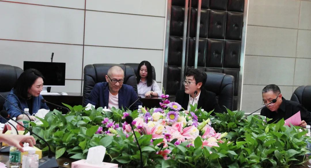 敦煌网创始人兼董事长来访中亚硅谷产业基地