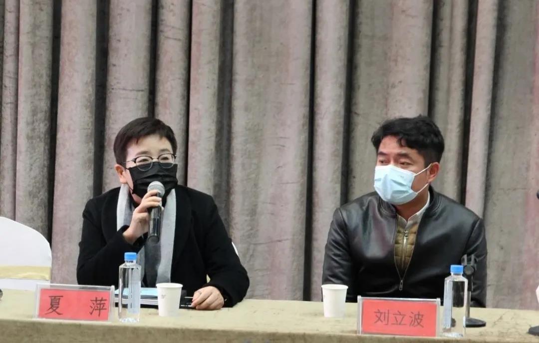 赣州市无人机产业考察团来访中亚硅谷产业基地