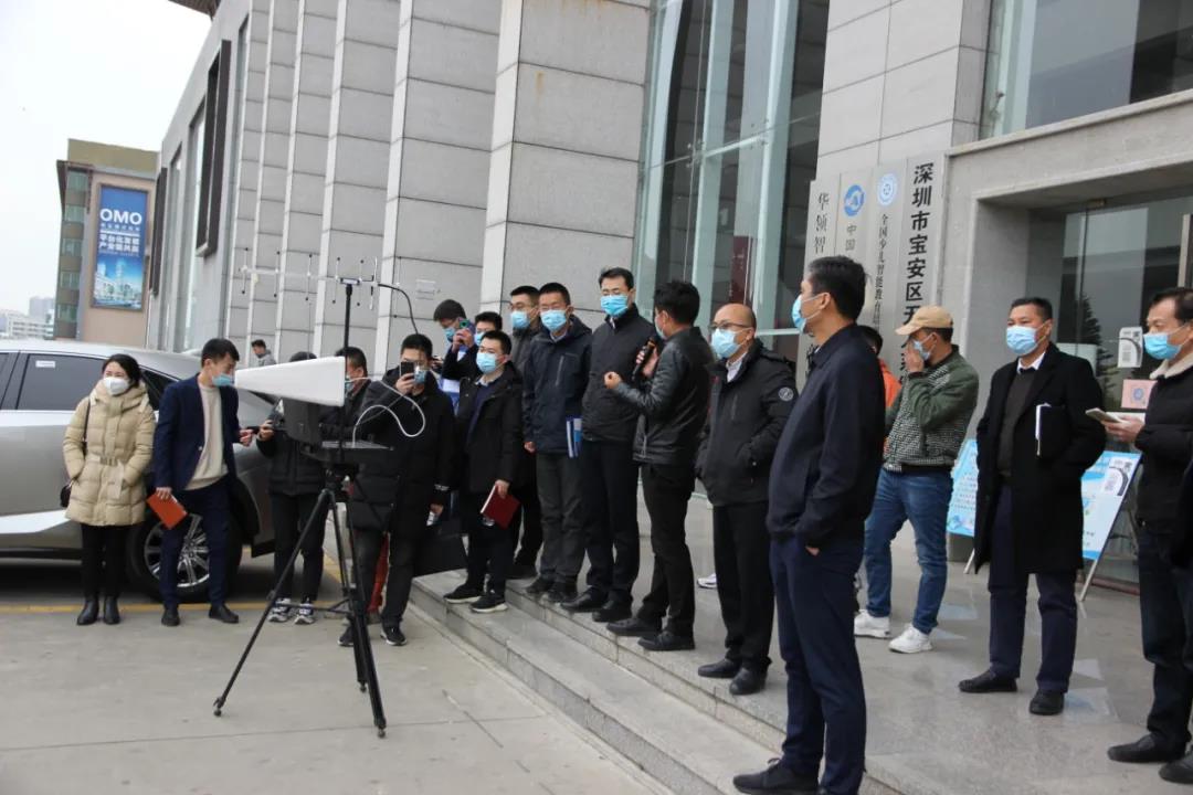 赣州市无人机产业考察团来访中亚硅谷产业基地