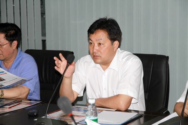 杨洪流局长就壆岗社区排水排涝工程设计方案作出指示