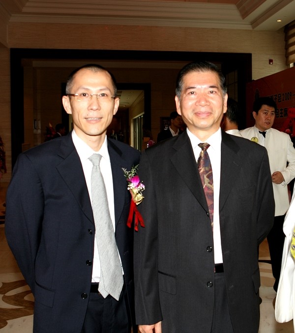 黄炳煌委员出席中国狮子联会深圳狮子会年度盛大就职典礼