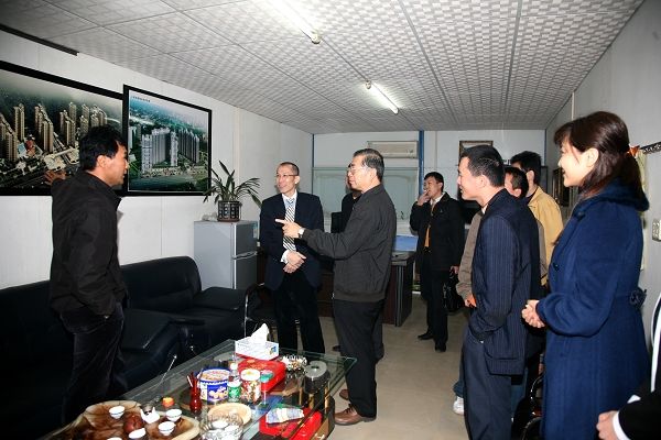 深圳市政协副主席廖军文先生考察壆岗中亚博览中心项目(图12)